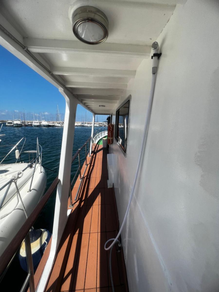 Boat & Breakfast Alicudi - Housity
