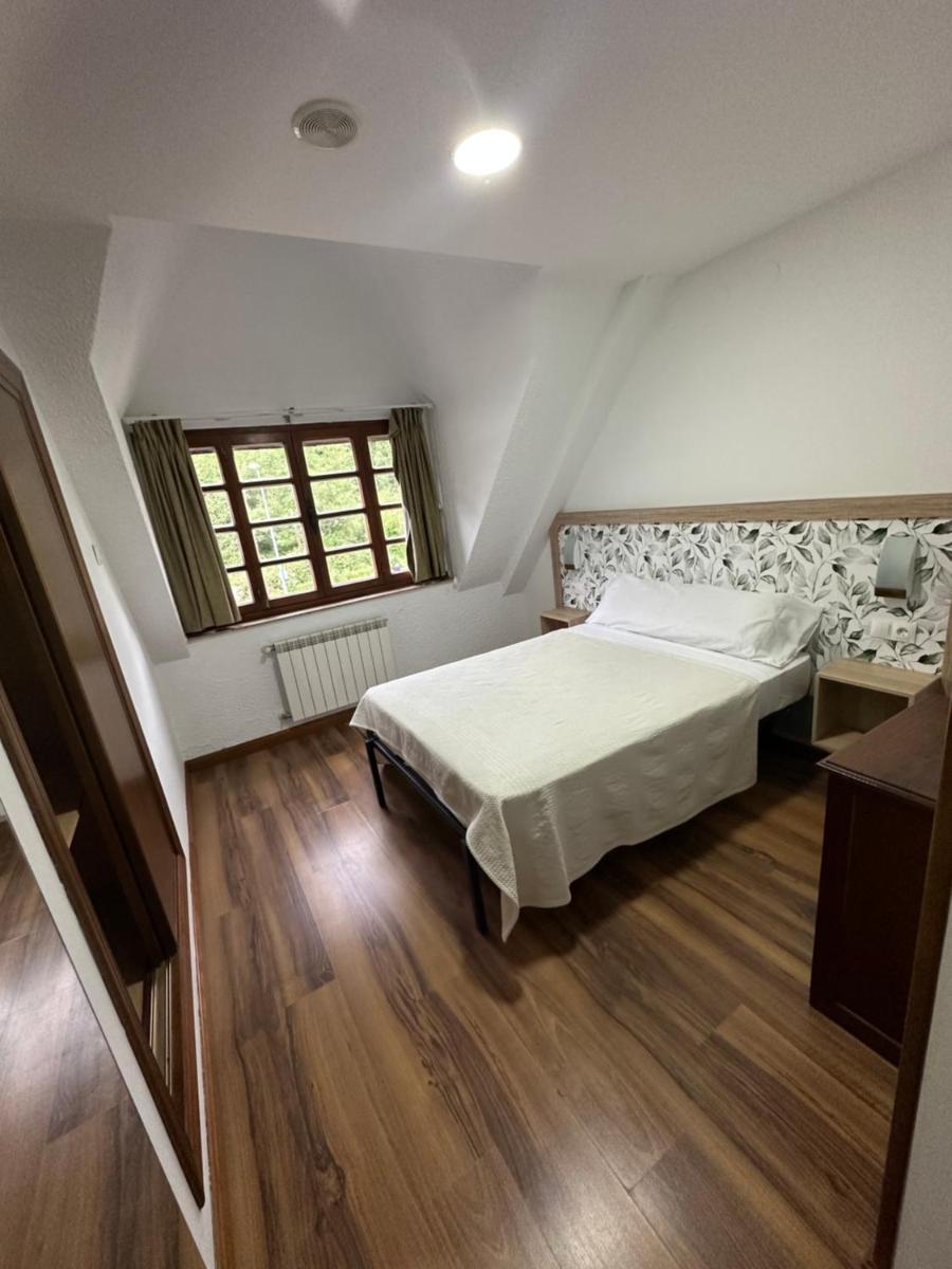 Hello Astur Green - Housity