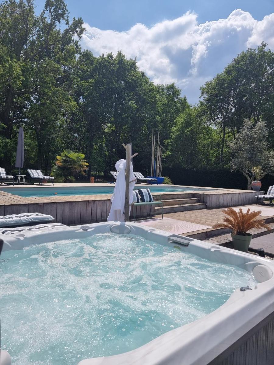La Parenthèse du Las, Maison d'hôtes, Piscine et Spa, entre Bordeaux et Cap Ferret - Housity