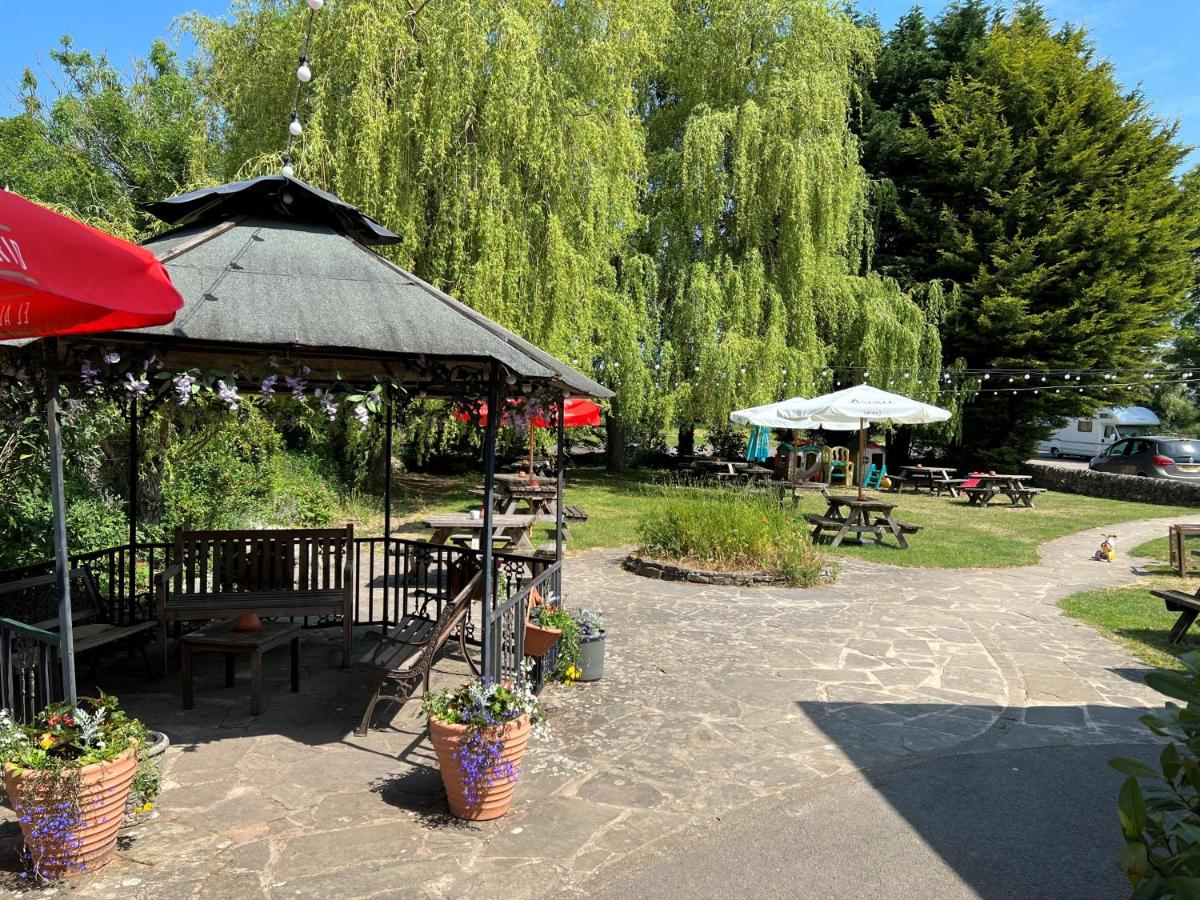 The Royal Oak - Housity