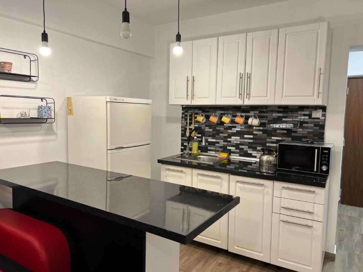 First Studio - Housity