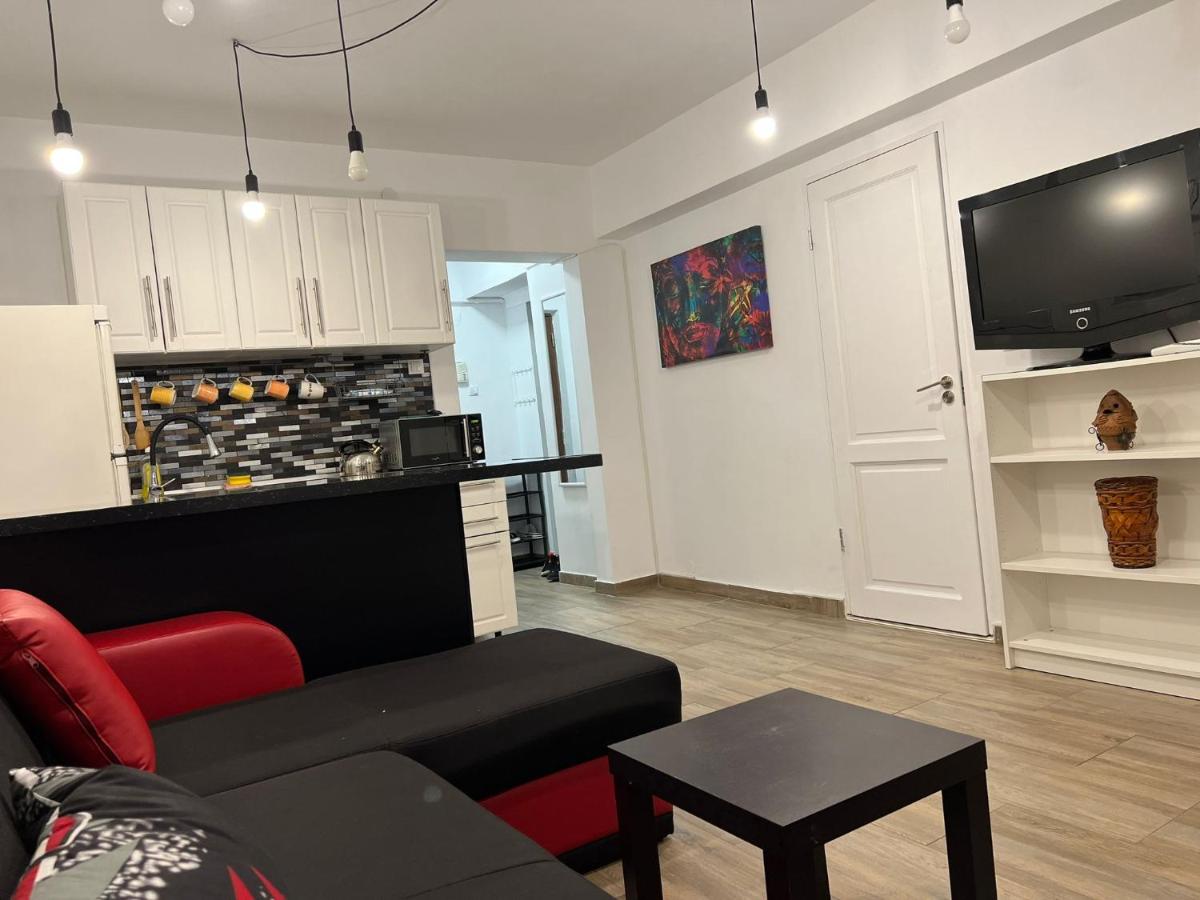First Studio - Housity