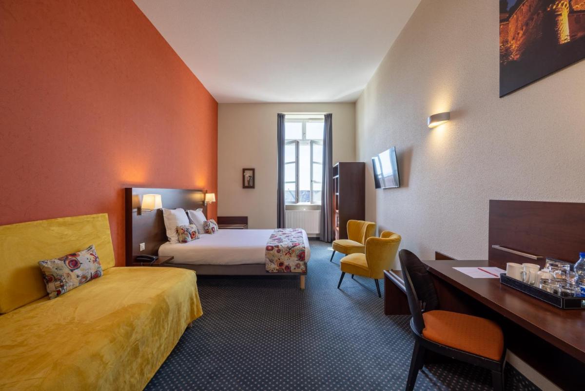 Un ou plusieurs lits dans un hébergement de l'établissement Hôtel Val-Vignes Colmar Haut-Koenigsbourg, The Originals Relais