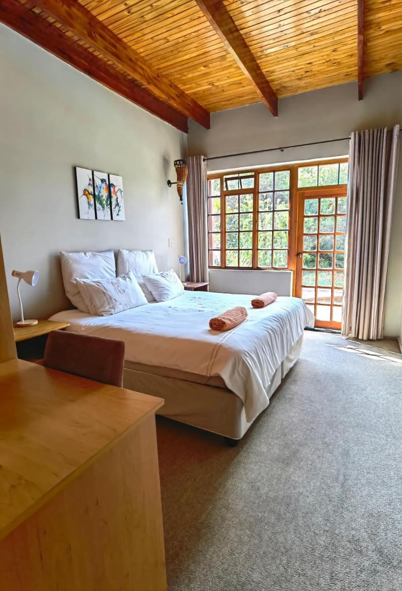 Exhale Country Guest House B & B - Housity