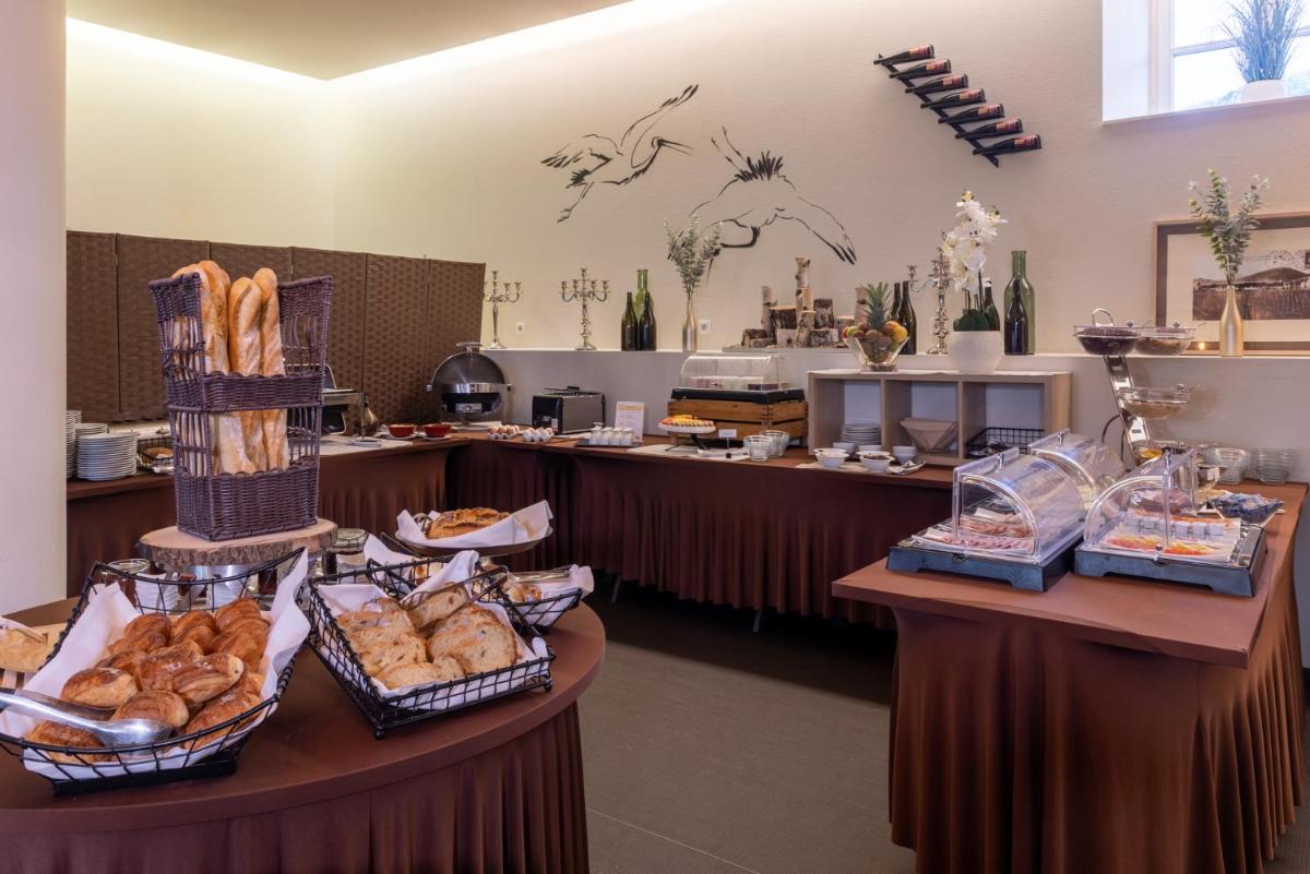Nourriture dans l'hôtel ou à proximité