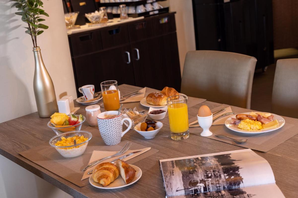 Nourriture dans l'hôtel ou à proximité