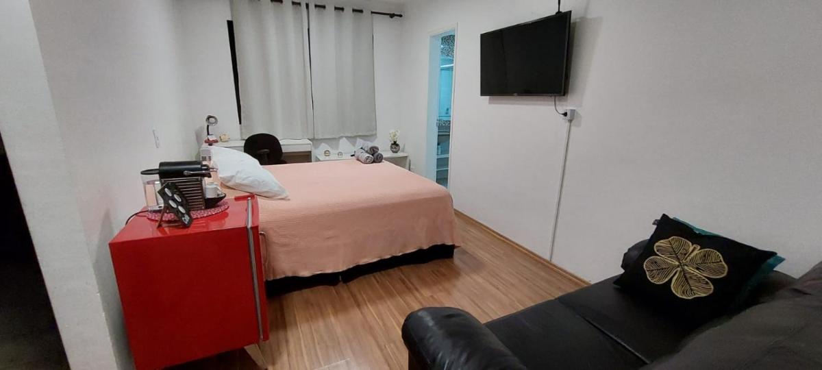 Studio próximo ao Shop Frei Caneca, com garagem - Housity
