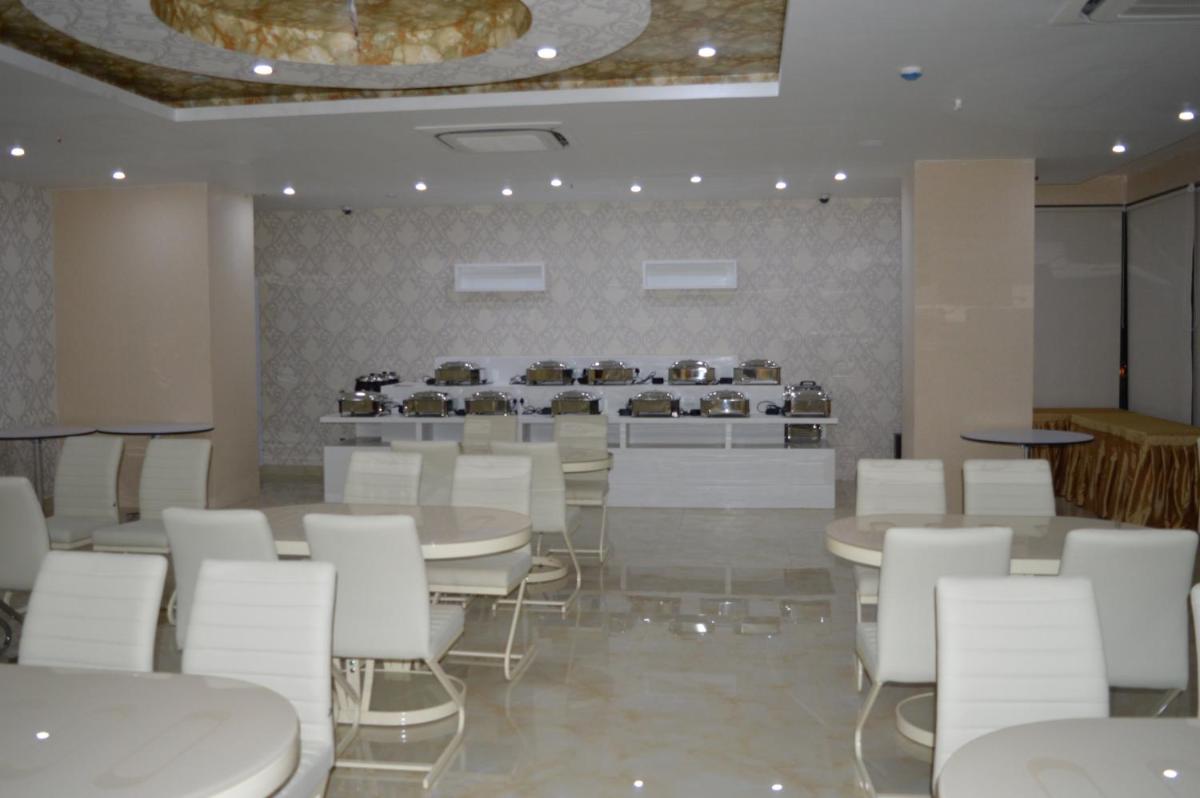 Hotel Diamonds Pearl - Housity