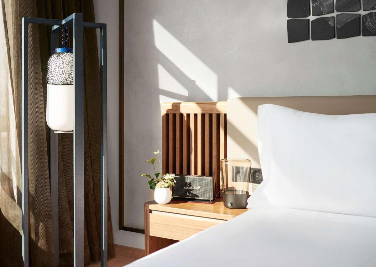 Cama o camas de una habitación en Nobu Hotel Barcelona