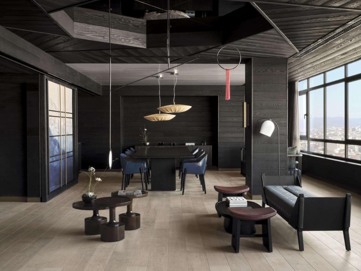 Zona de estar de Nobu Hotel Barcelona