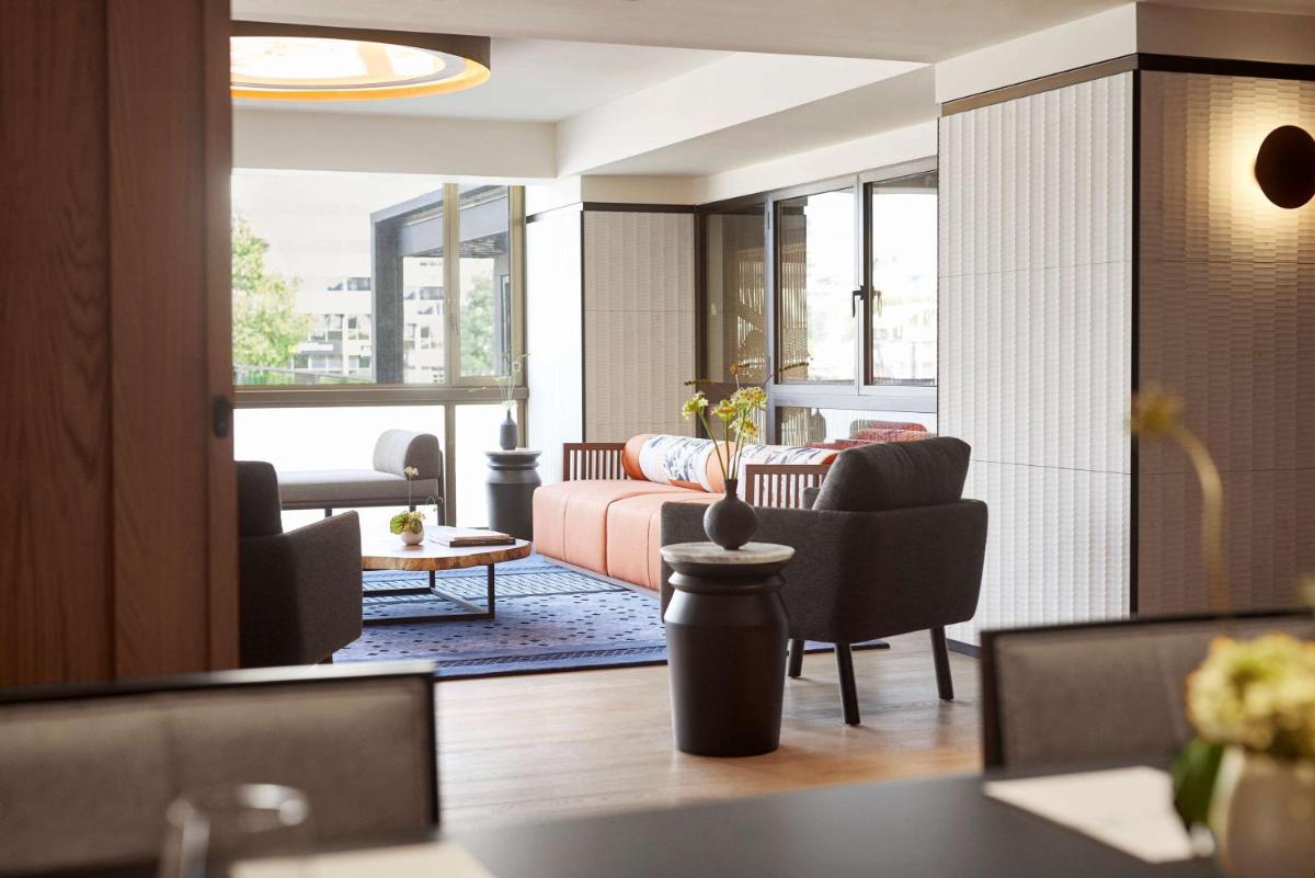 Zona de estar de Nobu Hotel Barcelona