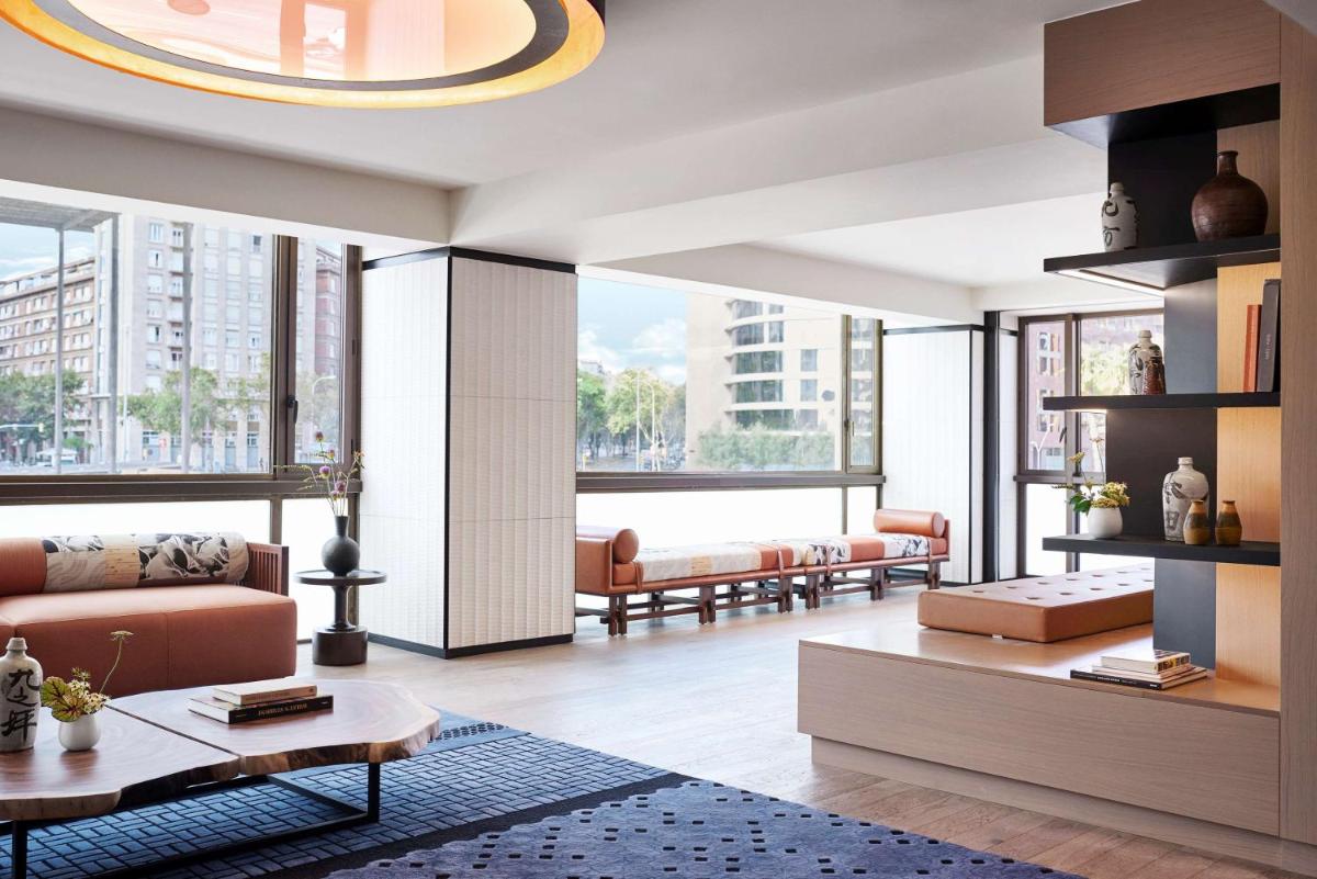Zona de estar de Nobu Hotel Barcelona
