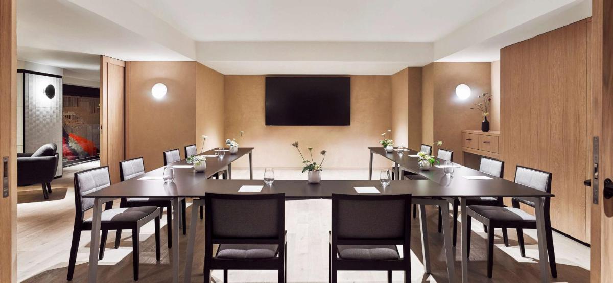 Zona de estar de Nobu Hotel Barcelona
