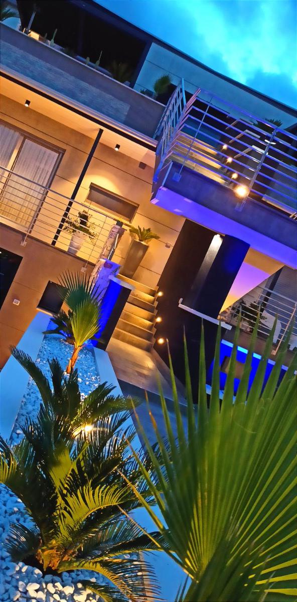 Kemilia Matera - Housity
