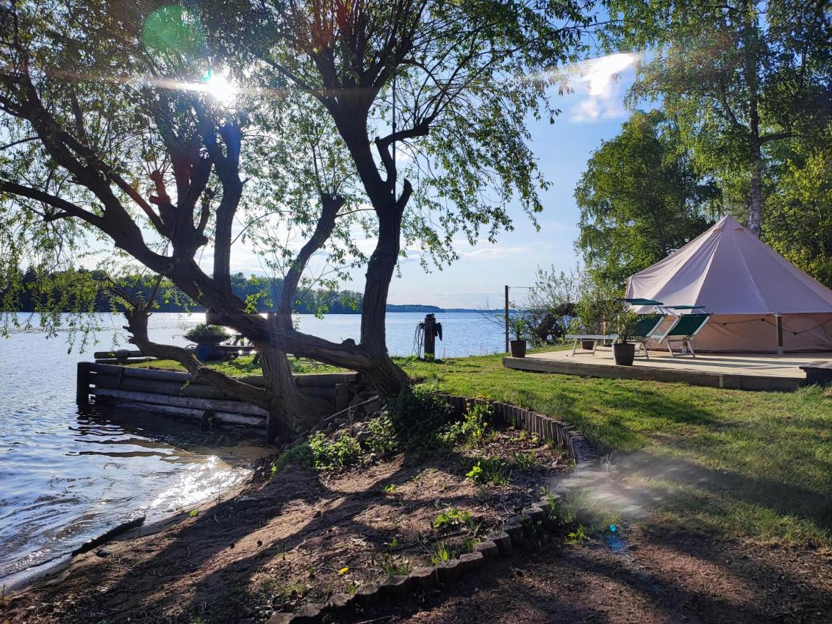 Glamping tent with private beach - Housity