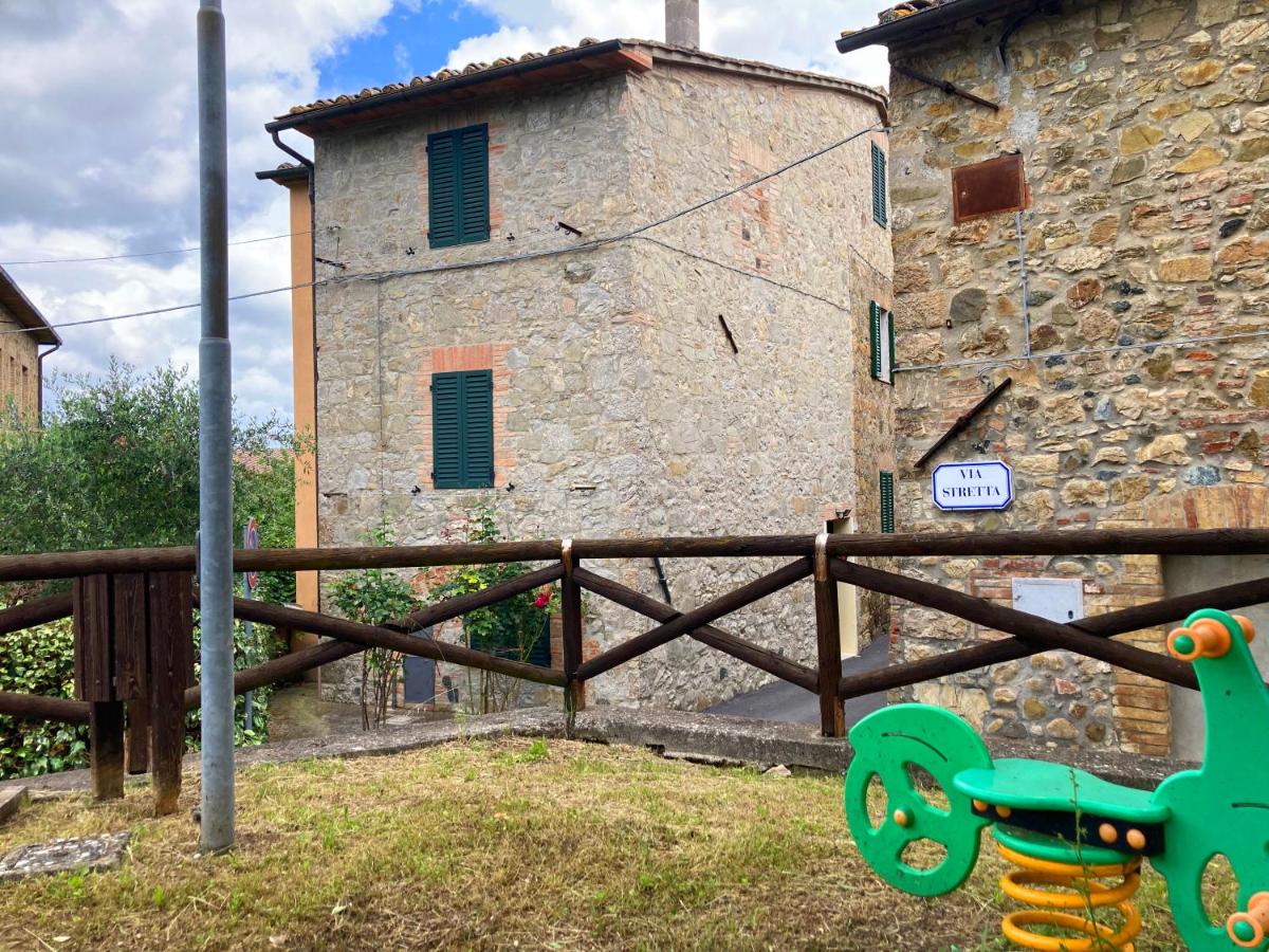 Tower (Terratetto) caratteristico in pietra - Housity