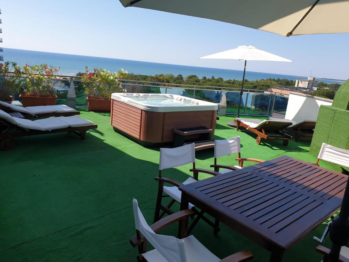 Hotel Cristallo - Housity