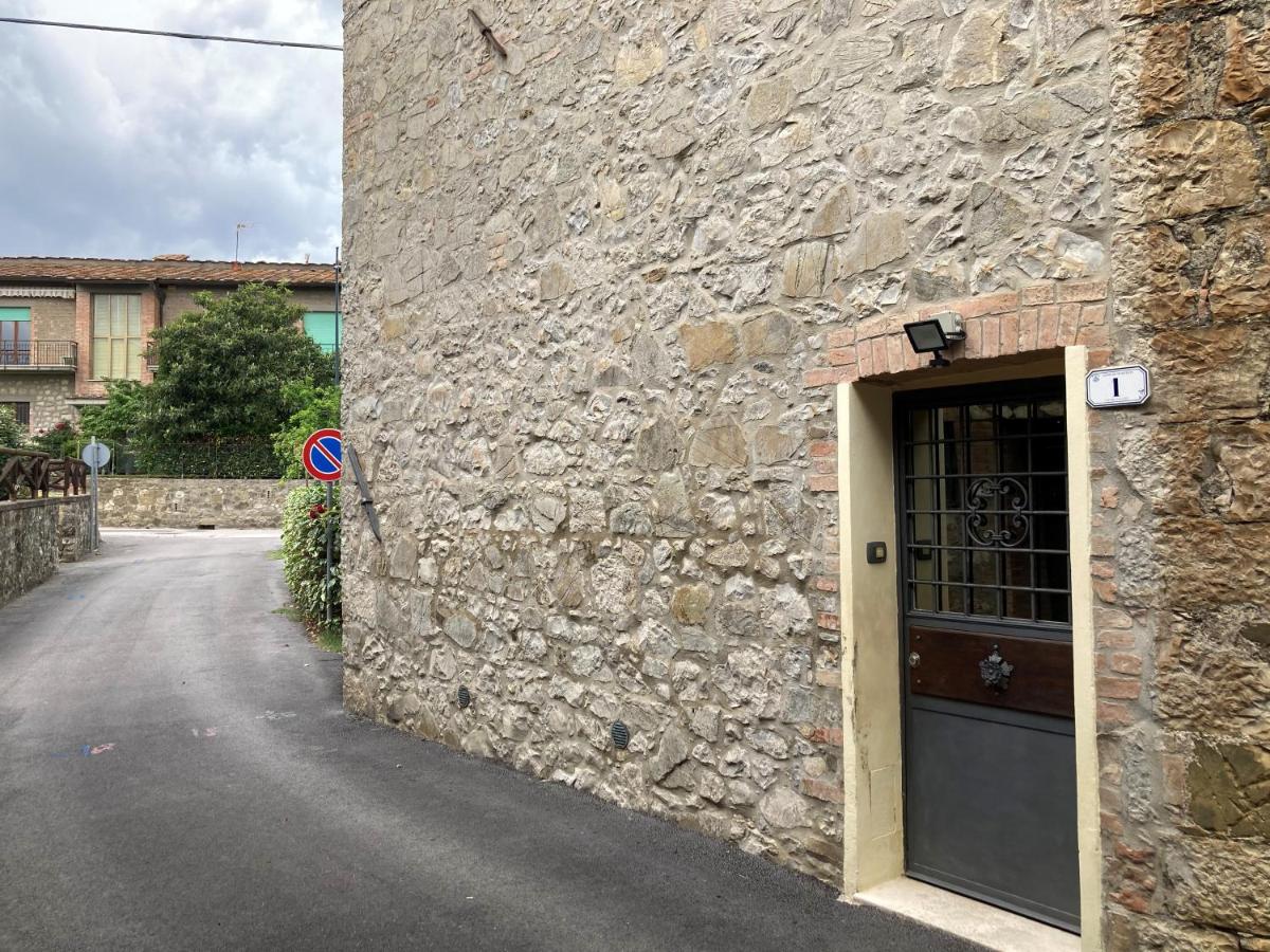 Tower (Terratetto) caratteristico in pietra - Housity