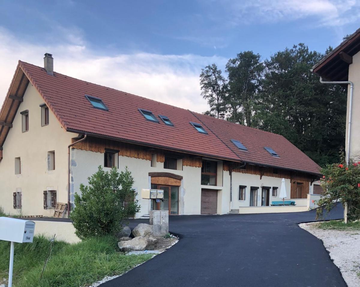 T2 Meublé de 40m2 axe Annecy/Geneve - Housity