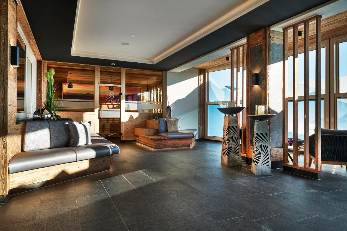 Kristall- & Vitalhotel Bergknappenhof - Housity