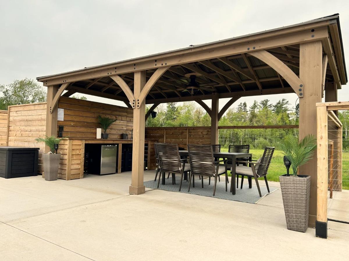4 bedroom 3 bathroom Riverside Retreat with seasonal heated pool and hot tub Sleeps 12 Durham Nova Scotia - Housity