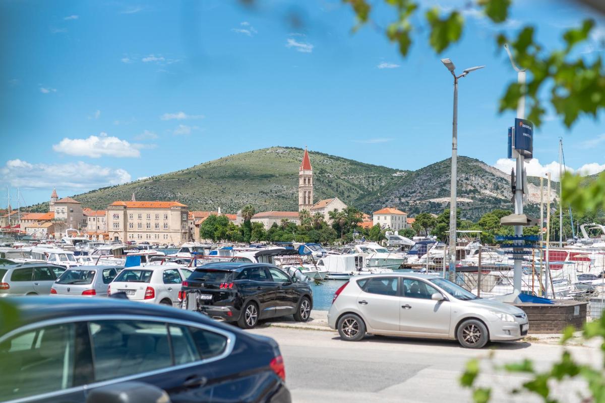 Apartments Bozan - Housity