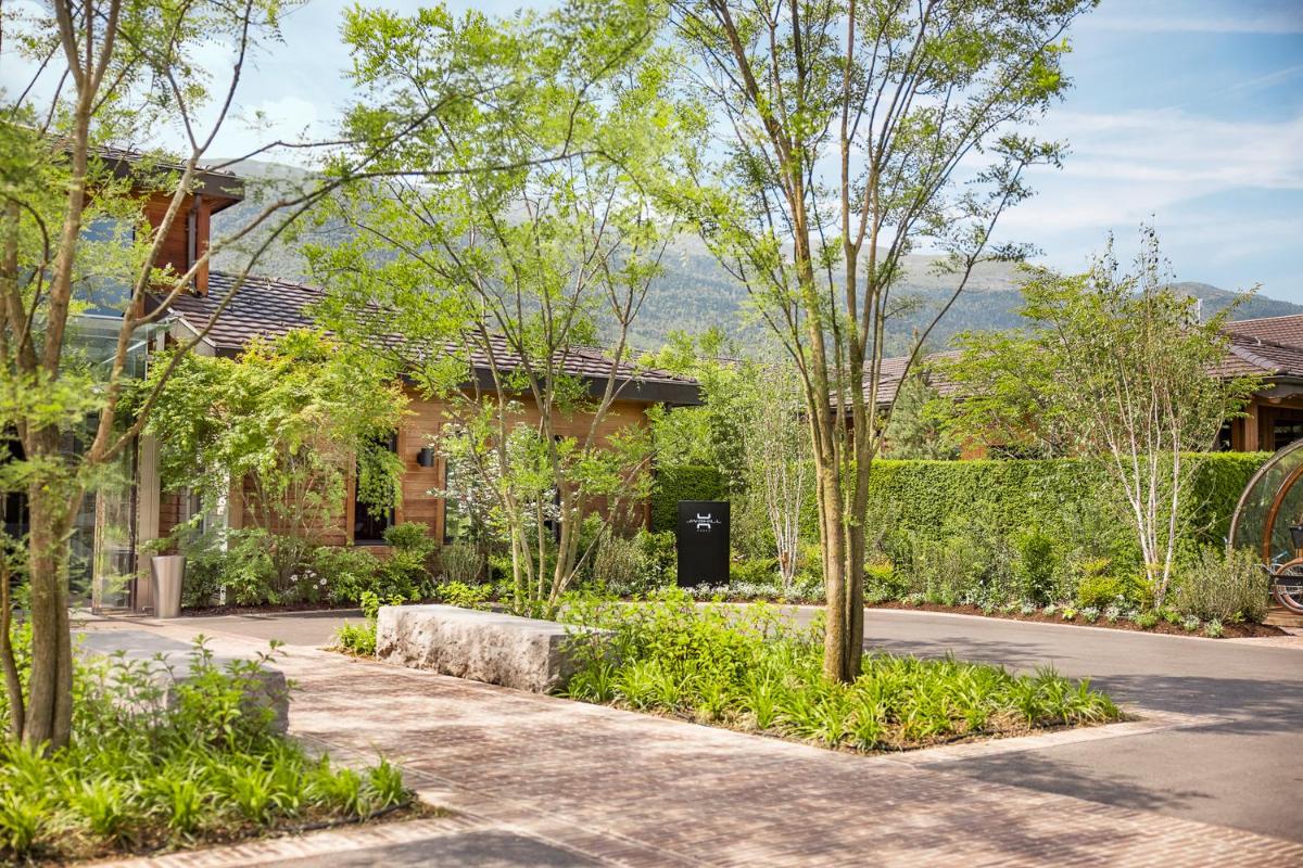 Vue générale sur la montagne ou vue sur la montagne depuis l'hôtel