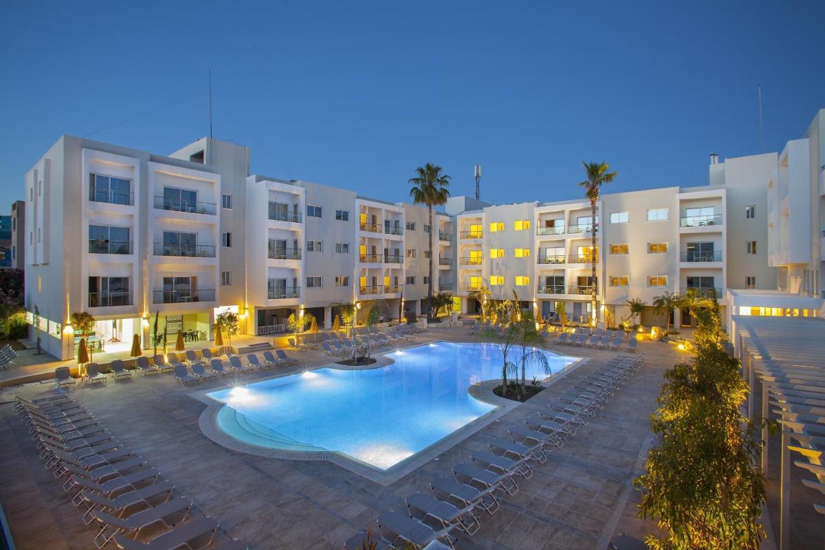 Mayfair Hotel - Housity