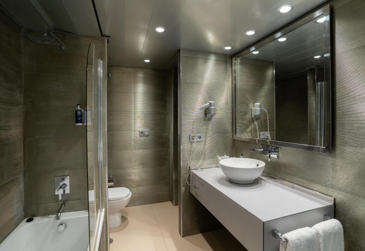Un baño de MS Aguamarina Costa del Sol