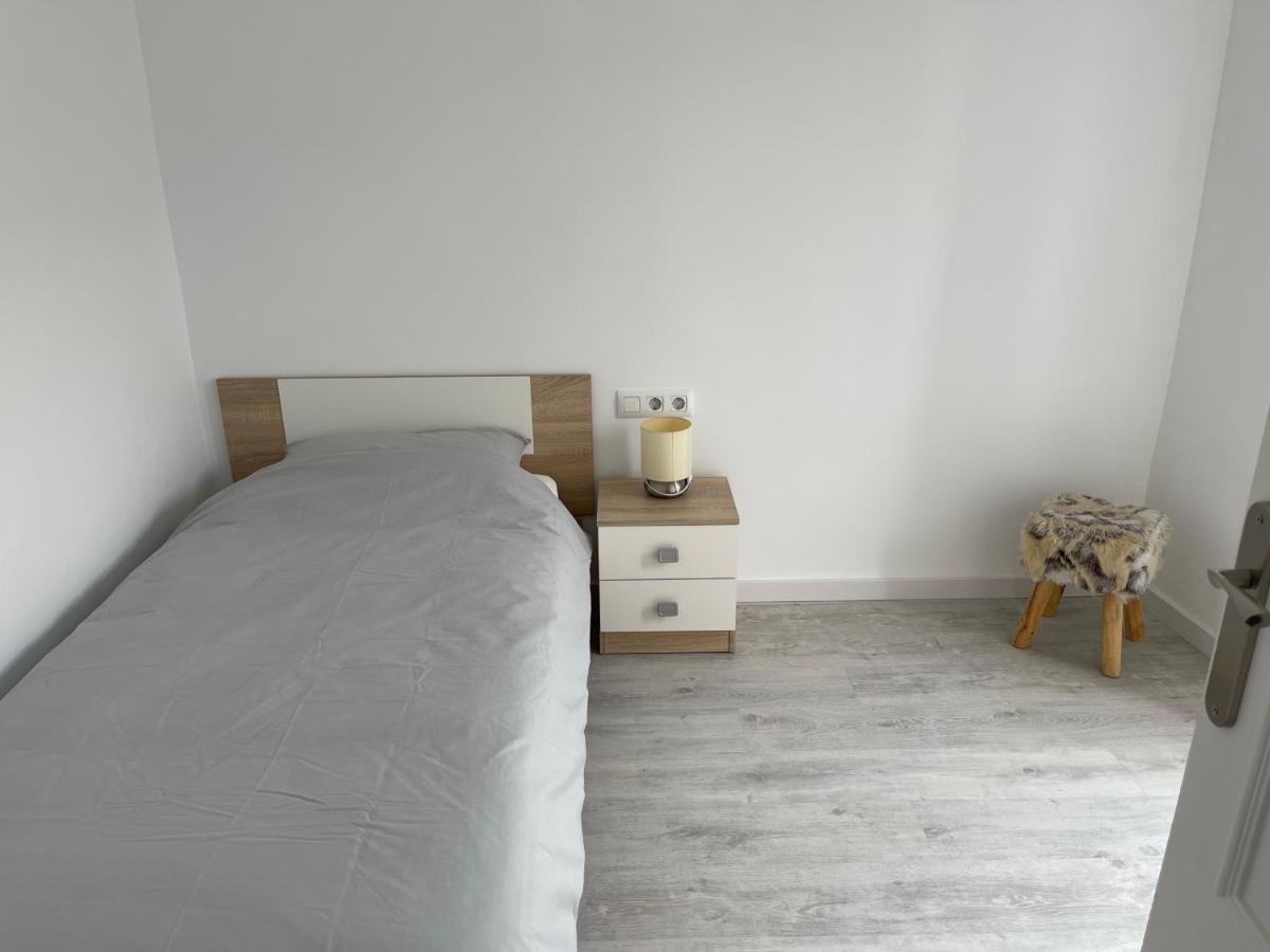 Old Town Oliva Guest Apartment - Housity