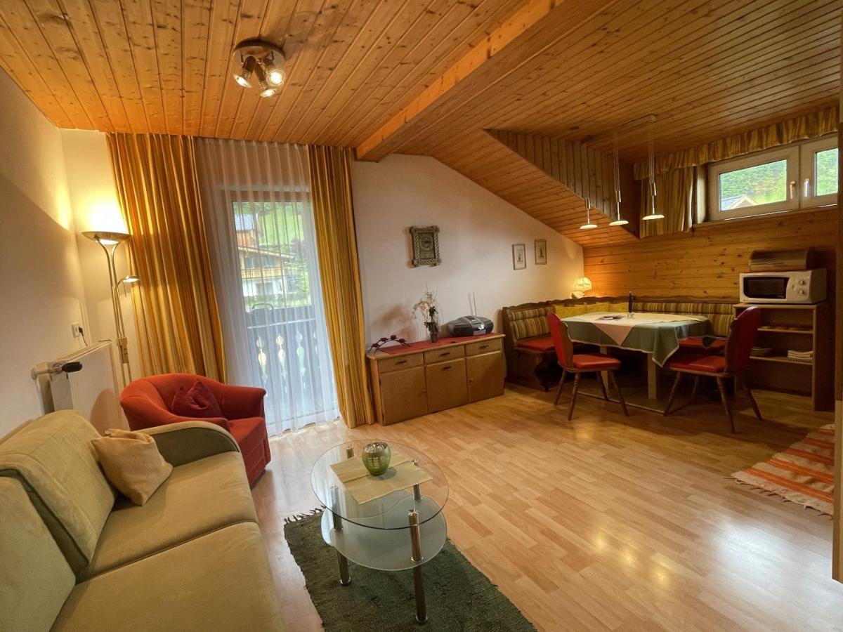 Ferienwohnungen im Haus Sonnleiten am Weissensee - Housity