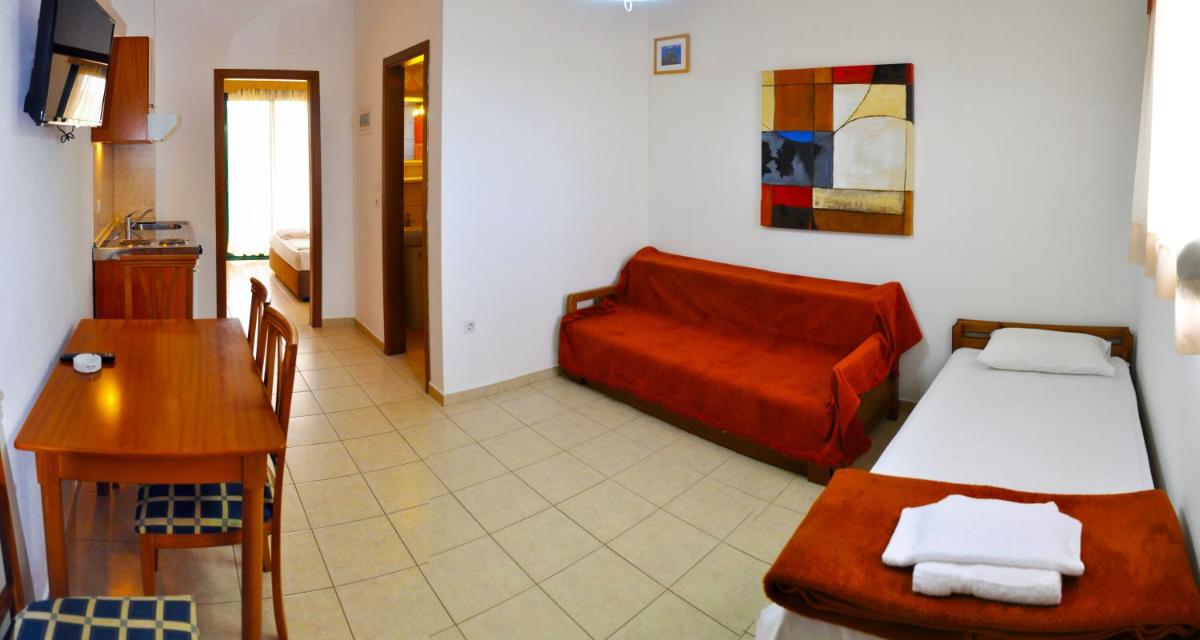Kondilenias House - Housity
