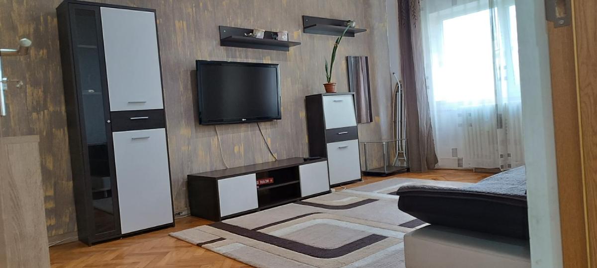 Lora's house - Housity