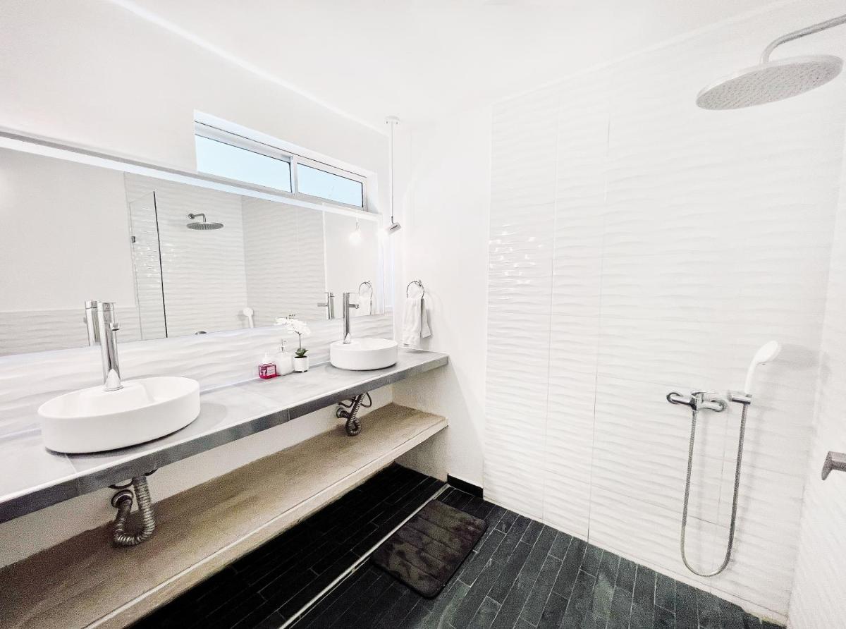 Comunidad Calle 13 Hotel Boutique - Housity