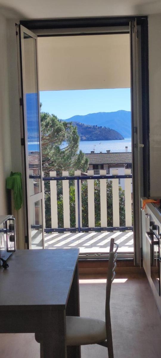 Terrazza Silvio beautiful Lake view - Hizvo