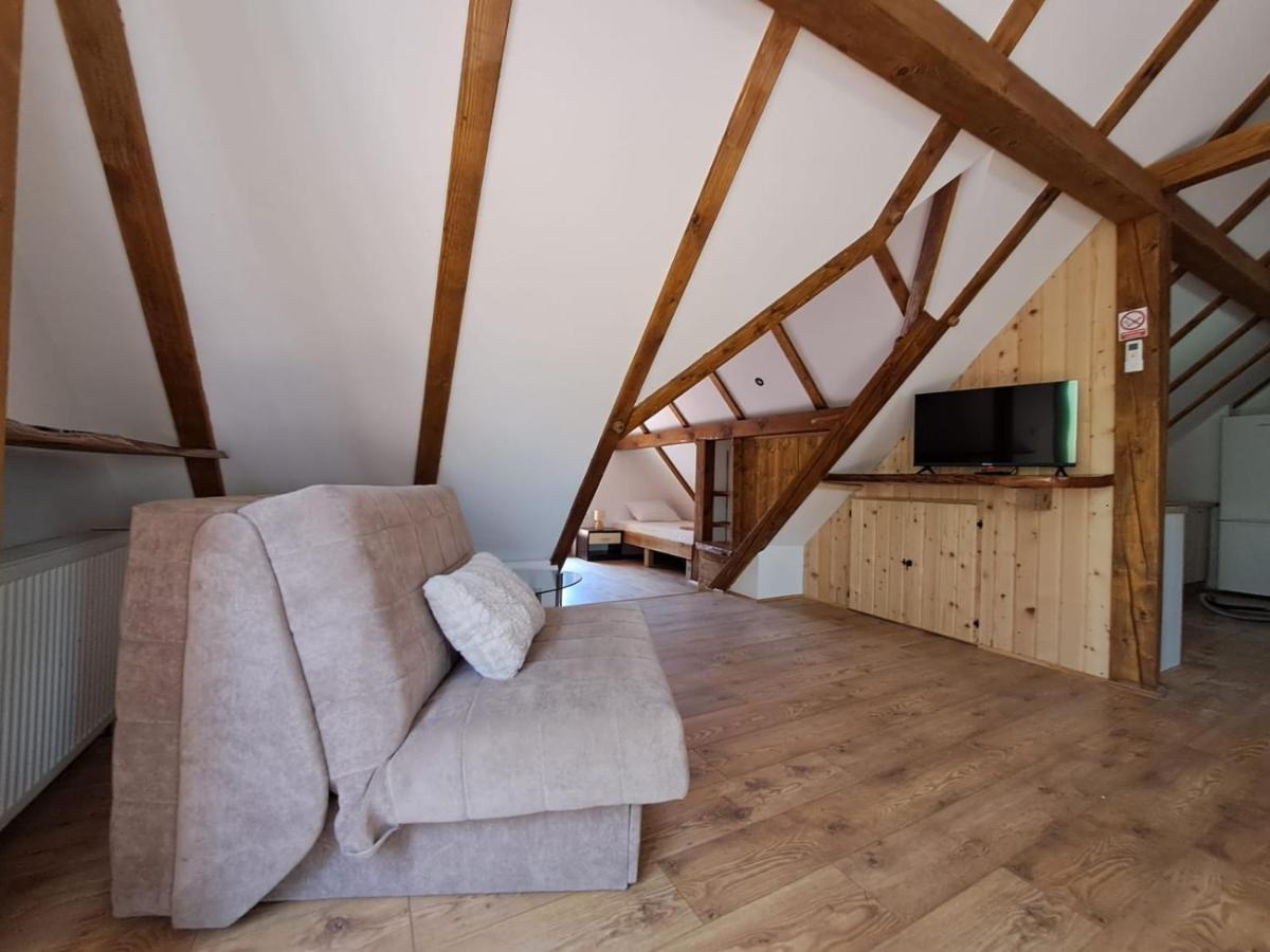 Apartment Iva - Housity