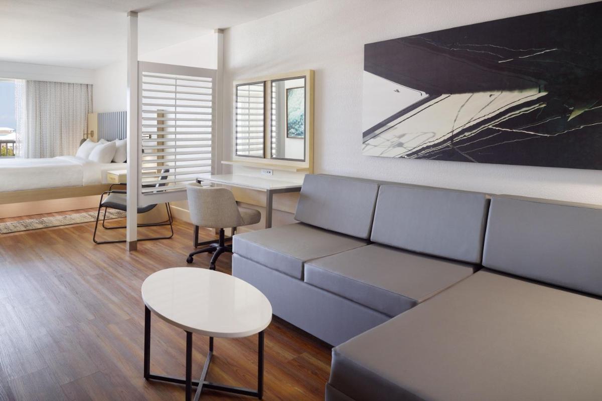 SpringHill Suites by Marriott Pensacola Beach - Housity