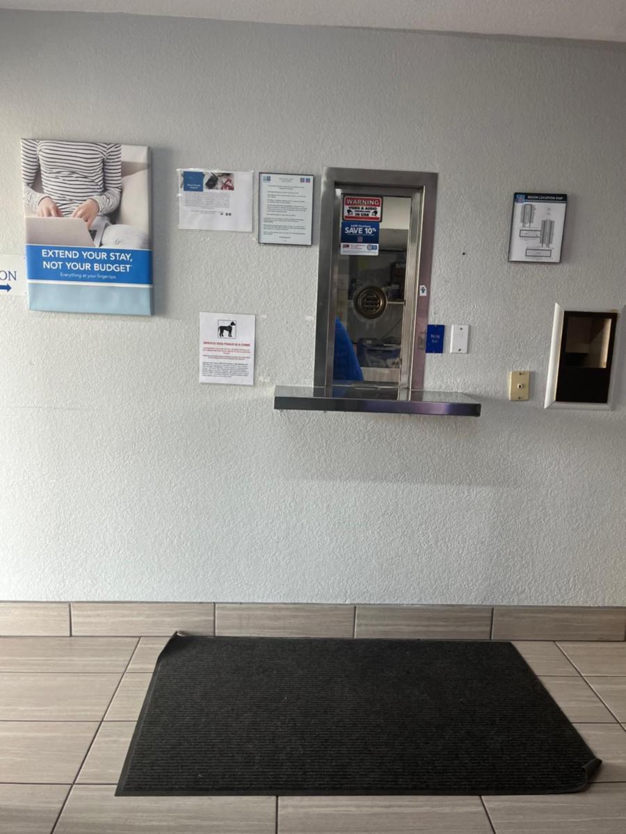 Studio 6 Wichita, KS - Airport - Housity