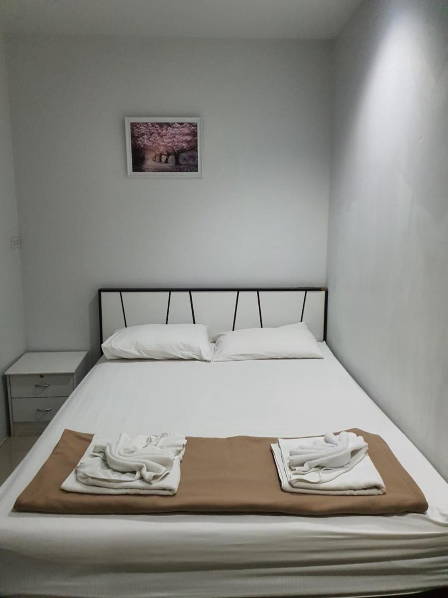 Ratchada Guesthouse - Housity