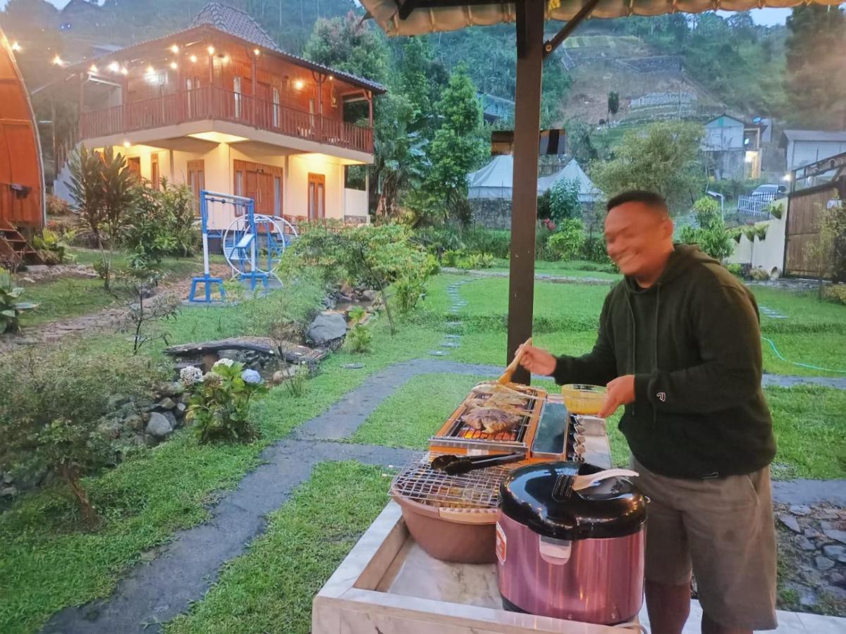 Wooden House Paseban - Housity