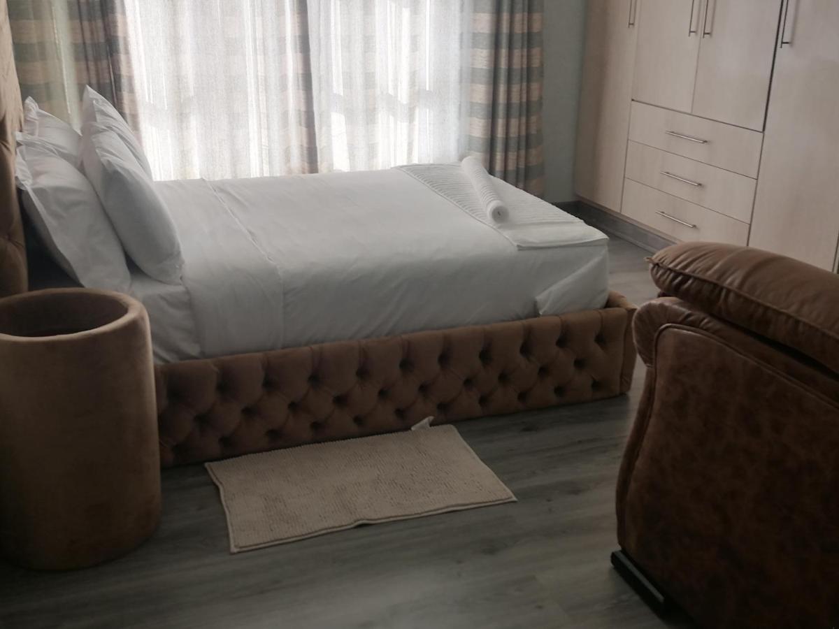Shoeshoe Villa - Housity