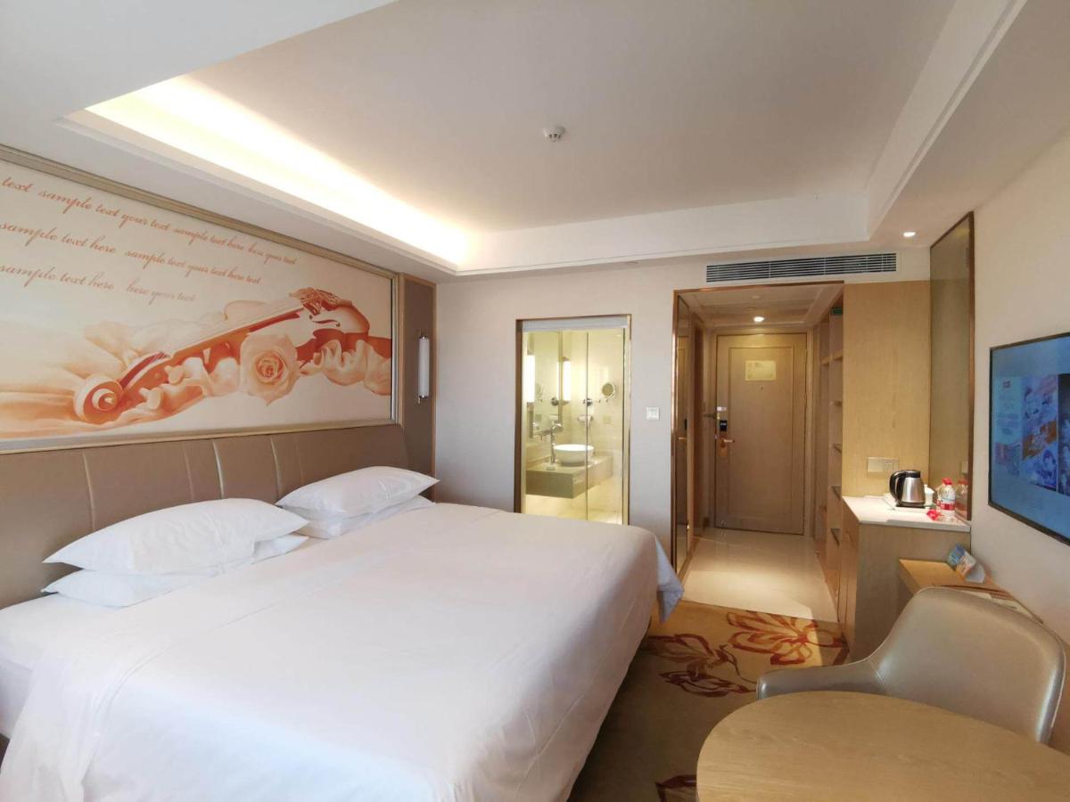 Vienna Hotel Qingyuan City Square Lianjiang Road Hotel - Hizvo