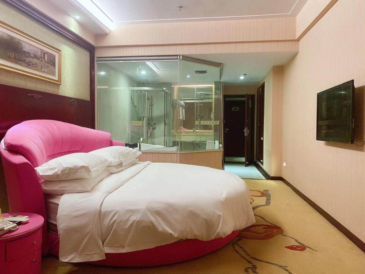 Vienna Hotel Jiangsu Yangzhou Shouxihu Wenchangge - Housity