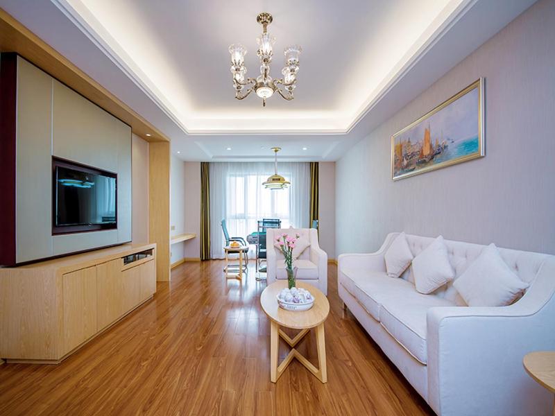 Vienna International Hotel Yichang Gezhouba Sanxia Culture Tiandi - Housity