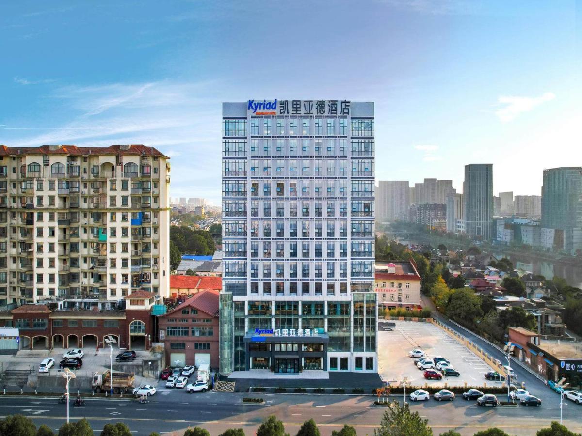 Kyriad Marvelous Hotel NanChang Xiang Lake Jinsha Avenue - Housity