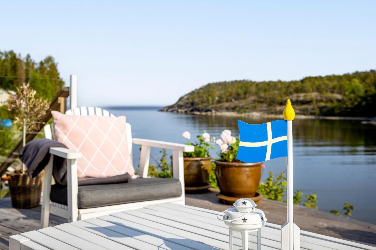High Coast villa by the sea, Härnösand - Housity