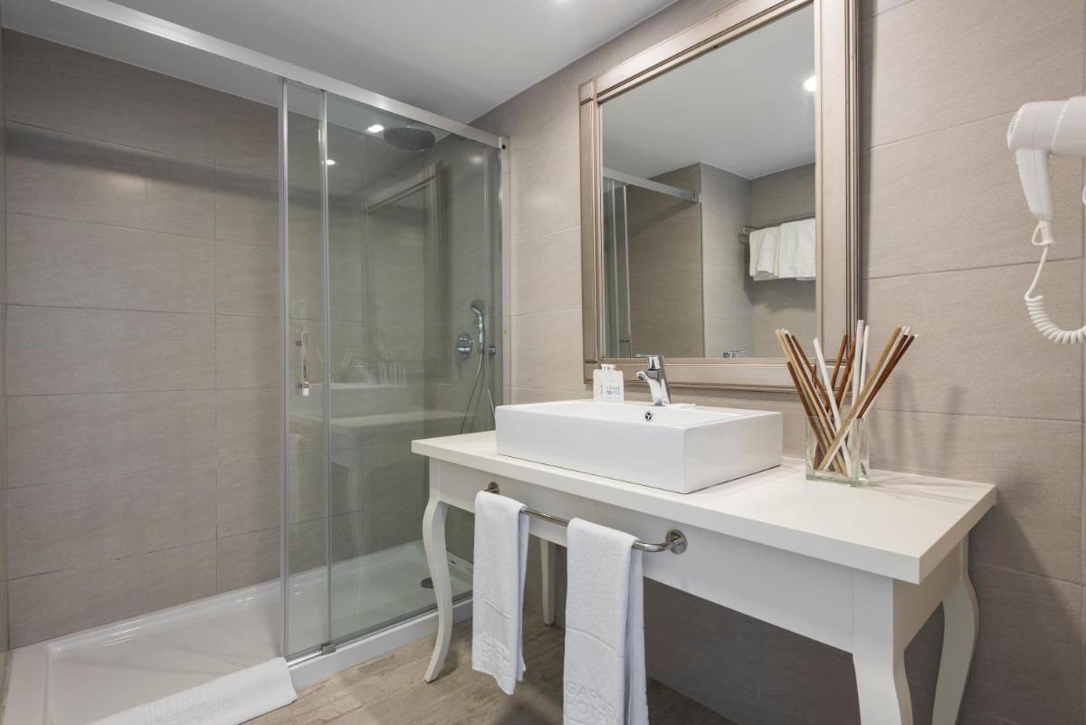 Un baño de Alcudia Garden Aparthotel