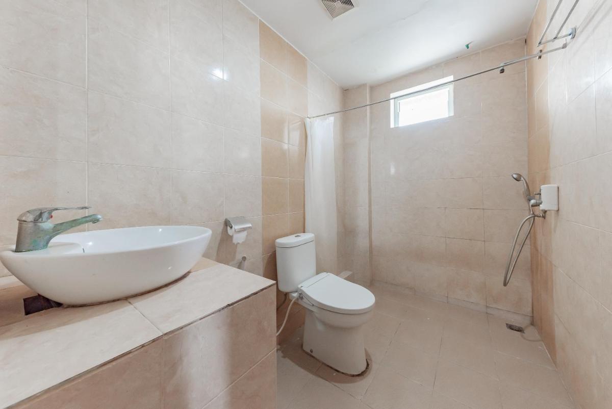 Urbanview Hotel Onyx Ketapang by RedDoorz - Housity