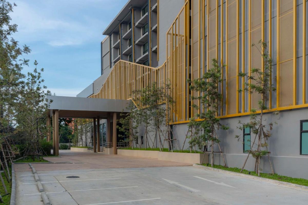 Best Western Plus Carapace Hotel Hua Hin - Housity