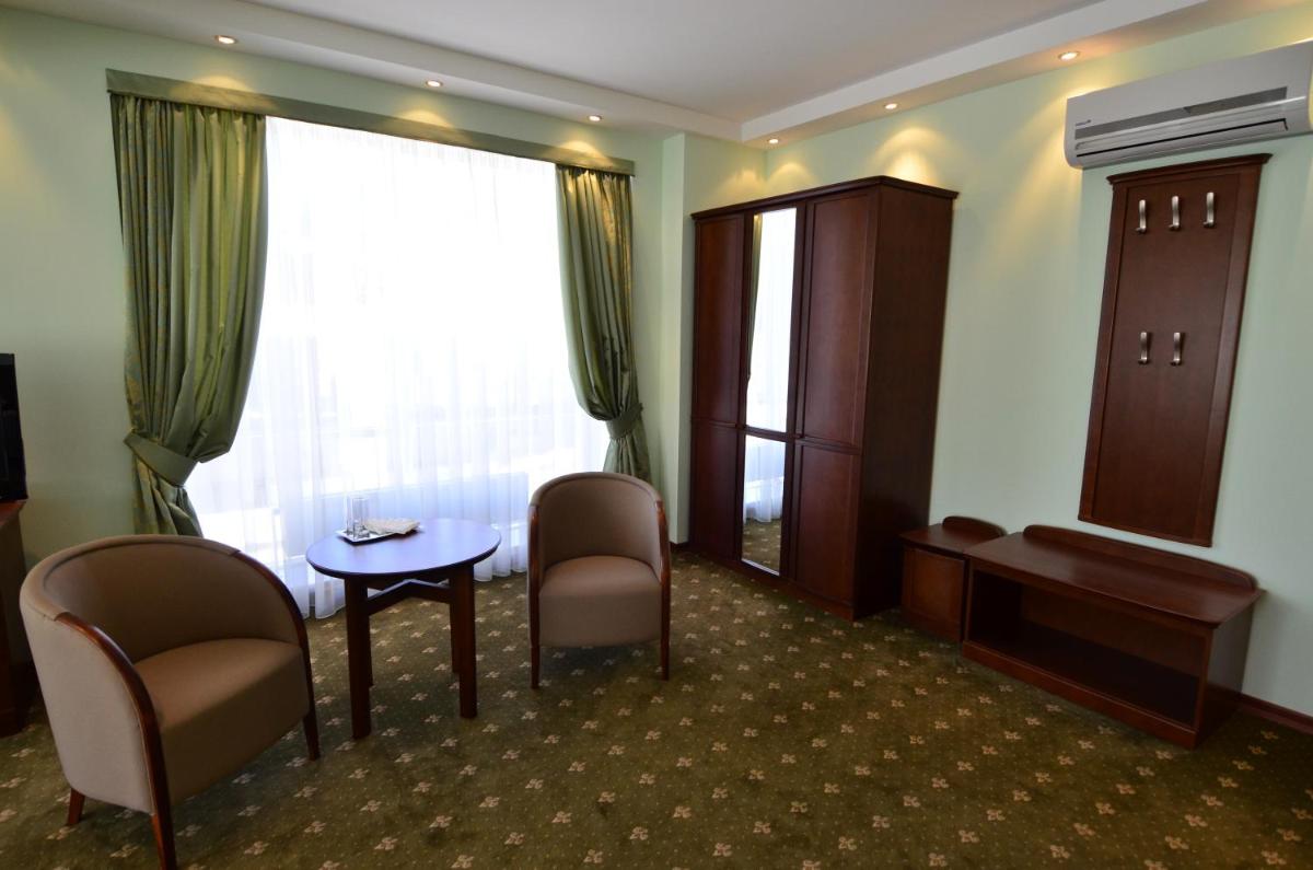 Platinum Hotel - Housity